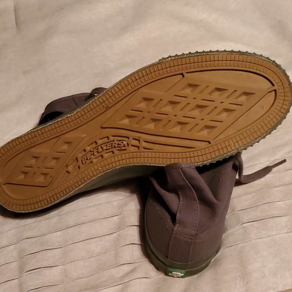 PF flyers